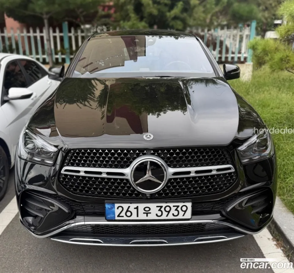 Mercedes-Benz GLE-Class 2023