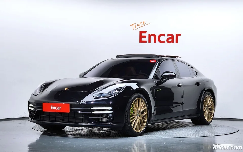 Porsche Panamera (971) 2023