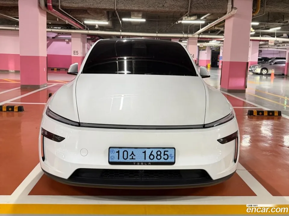 Tesla Model Y 2026