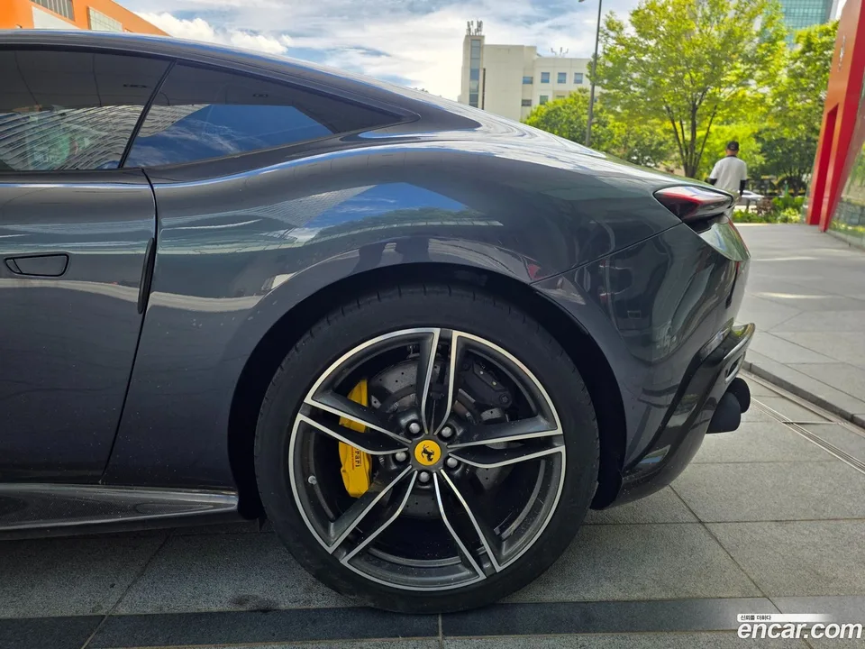 Ferrari Roma 3.9 2024 — миниатюра 3