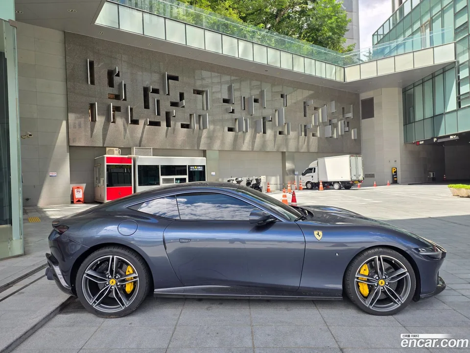 Ferrari Roma 2024