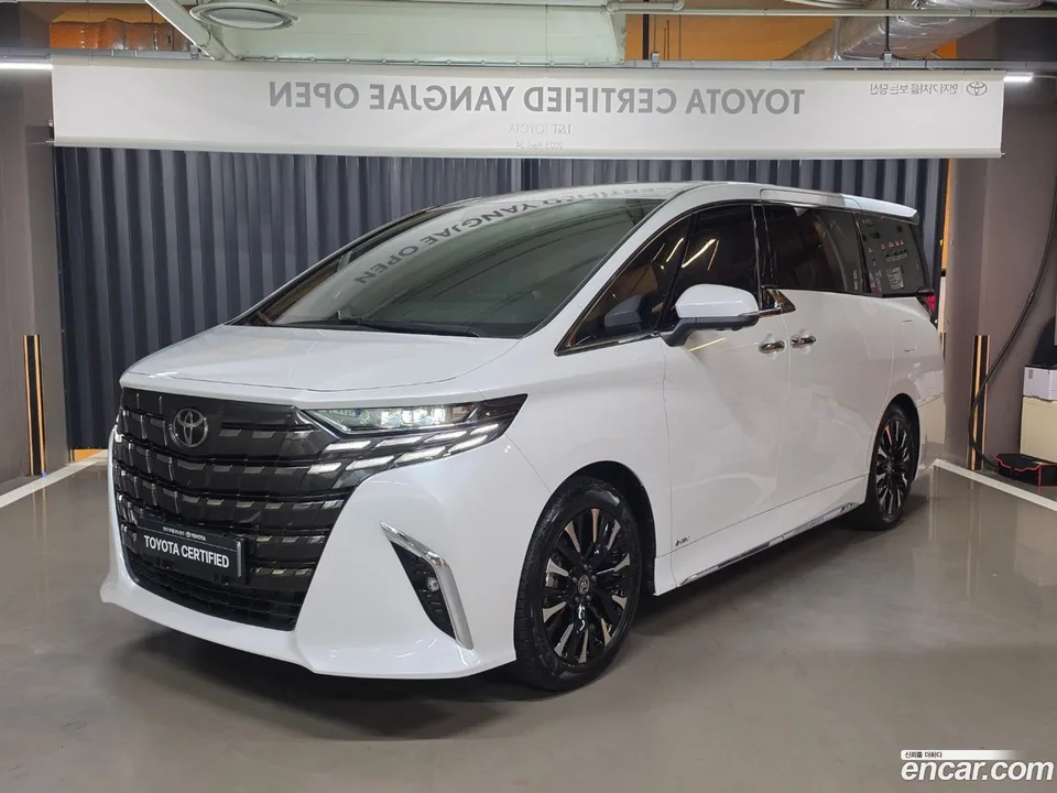 Toyota Alphard 2025