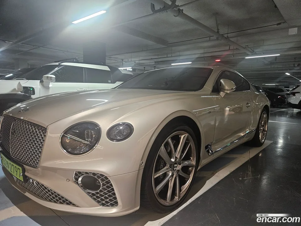 Bentley Continental GT 2022
