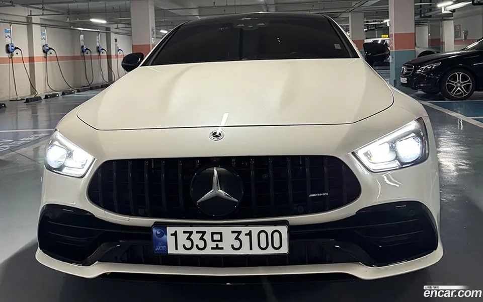 Mercedes-Benz AMG GT 2023