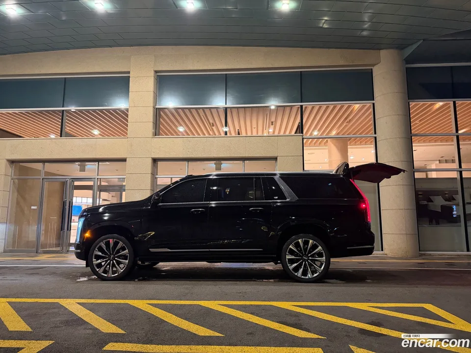 Cadillac Escalade 6.2 ESV 2026 — миниатюра 2