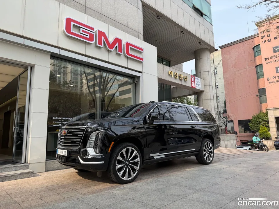 Cadillac Escalade 6.2 ESV 2026 — миниатюра 3