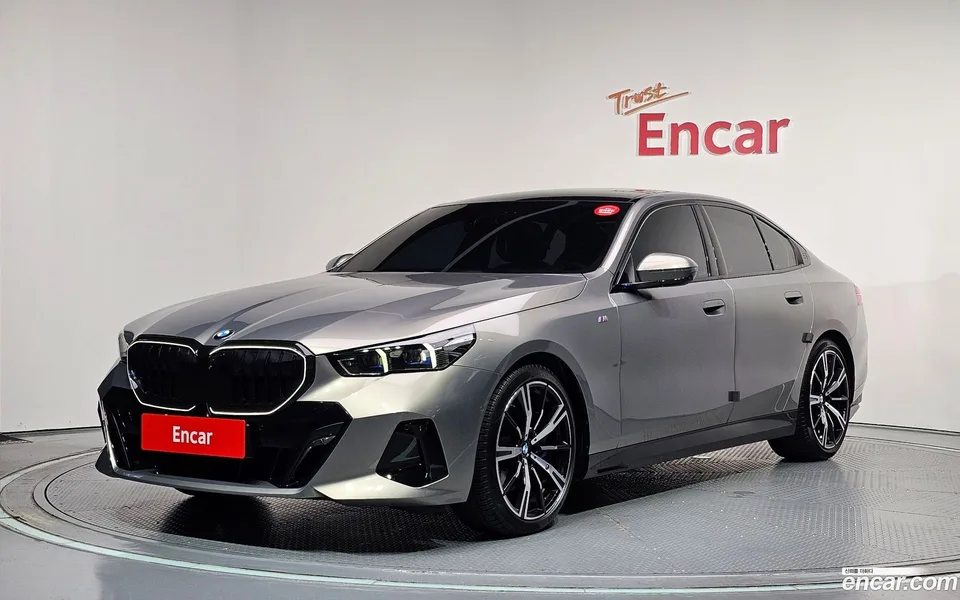 BMW 5 Series 2025