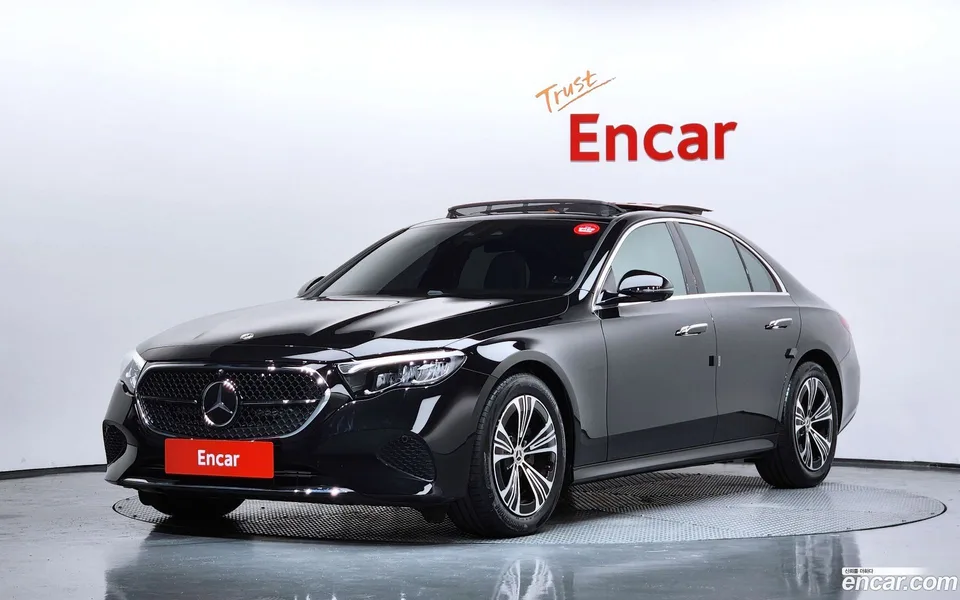 Mercedes-Benz E-Class 2025