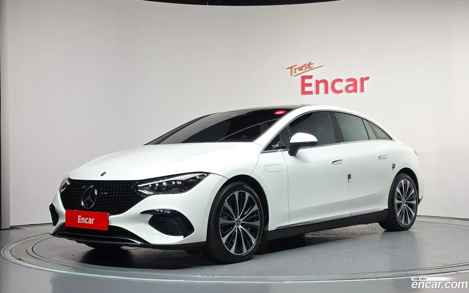 Mercedes-Benz EQE 2023