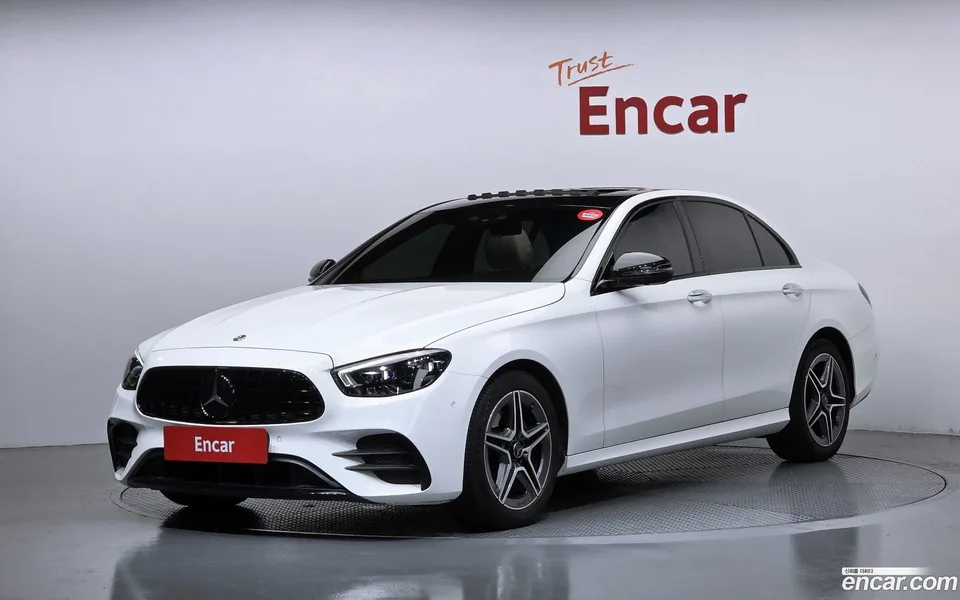 Mercedes-Benz E-Class 2023