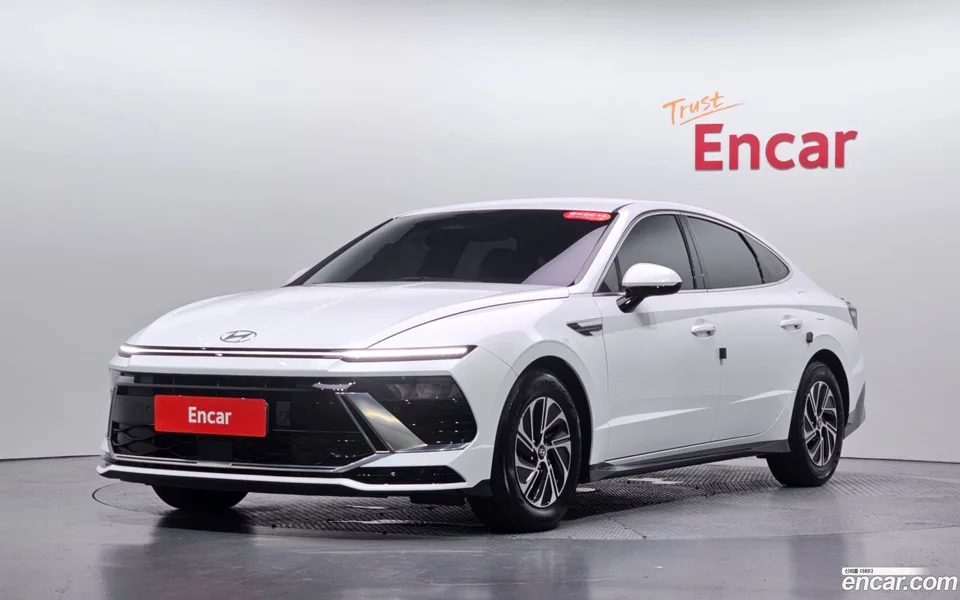 Hyundai Sonata The Edge Hybrid 2023