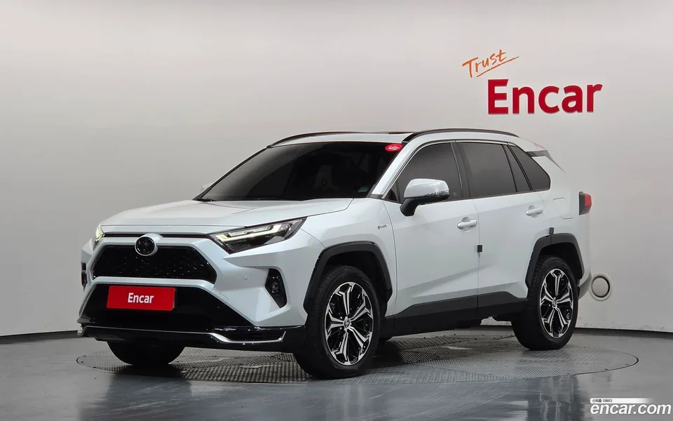 Toyota RAV4 2025