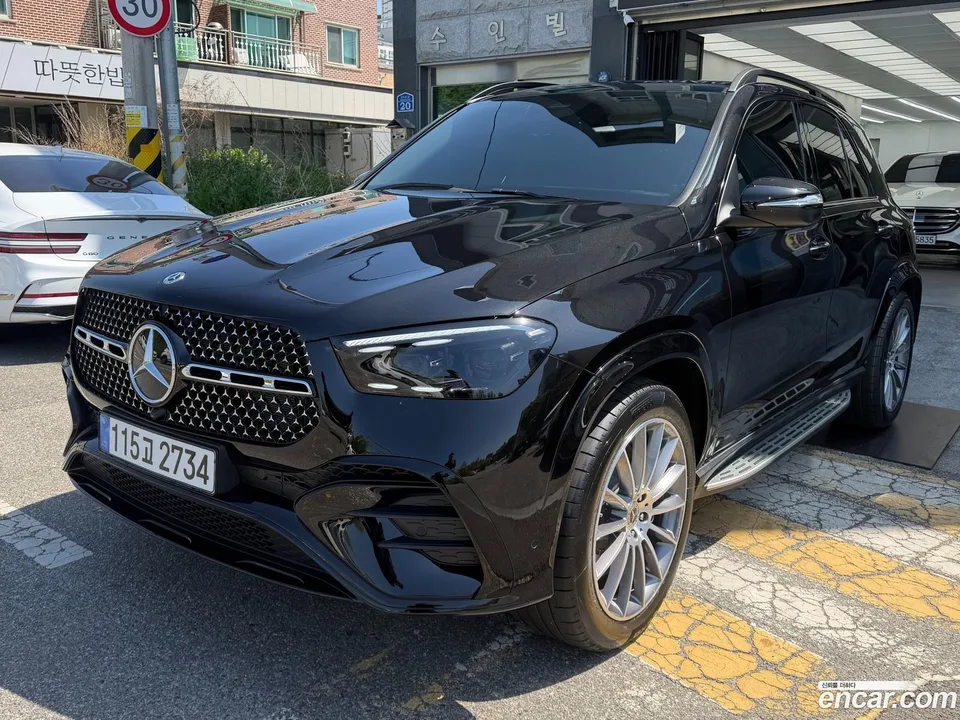 Mercedes-Benz GLE-Class GLE450 4MATIC AMG Line 2026 — миниатюра 3