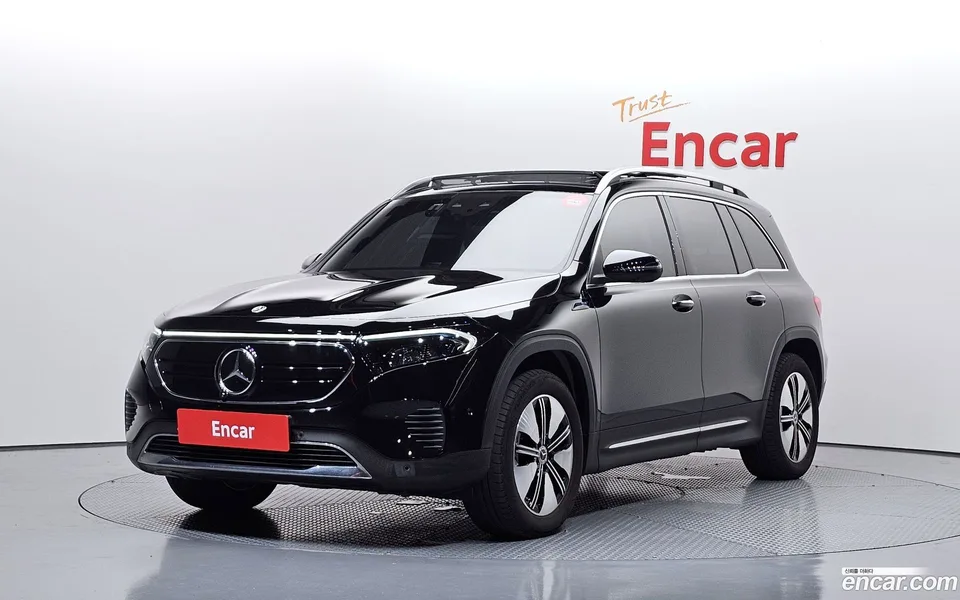 Mercedes-Benz EQB 2023