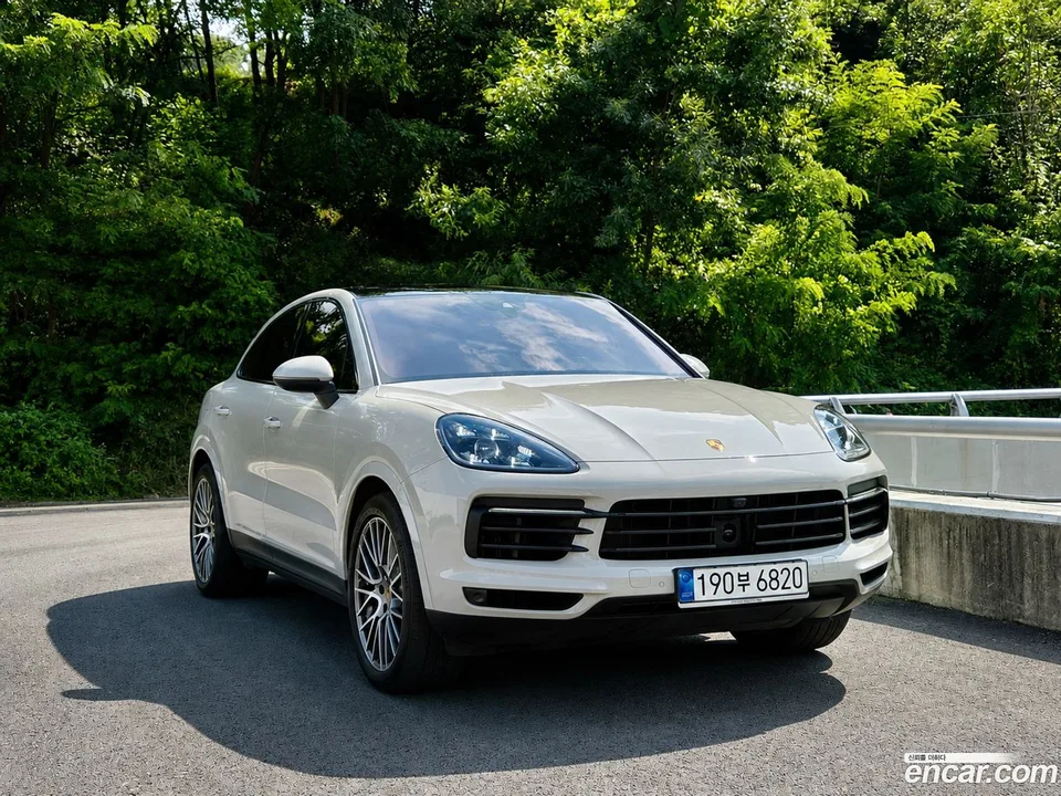 Porsche Cayenne 2022