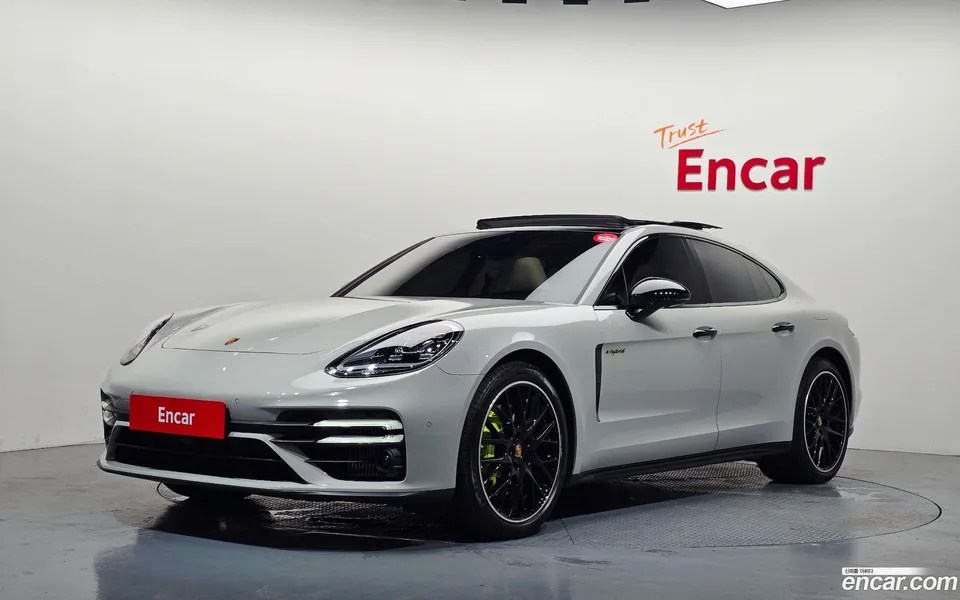 Porsche Panamera (971) 2023