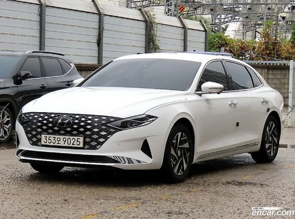 Hyundai Grandeur IG Hybrid 2022