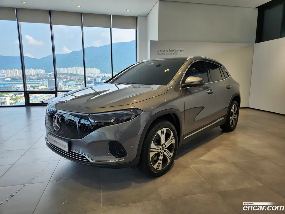 Mercedes-Benz EQA 2025