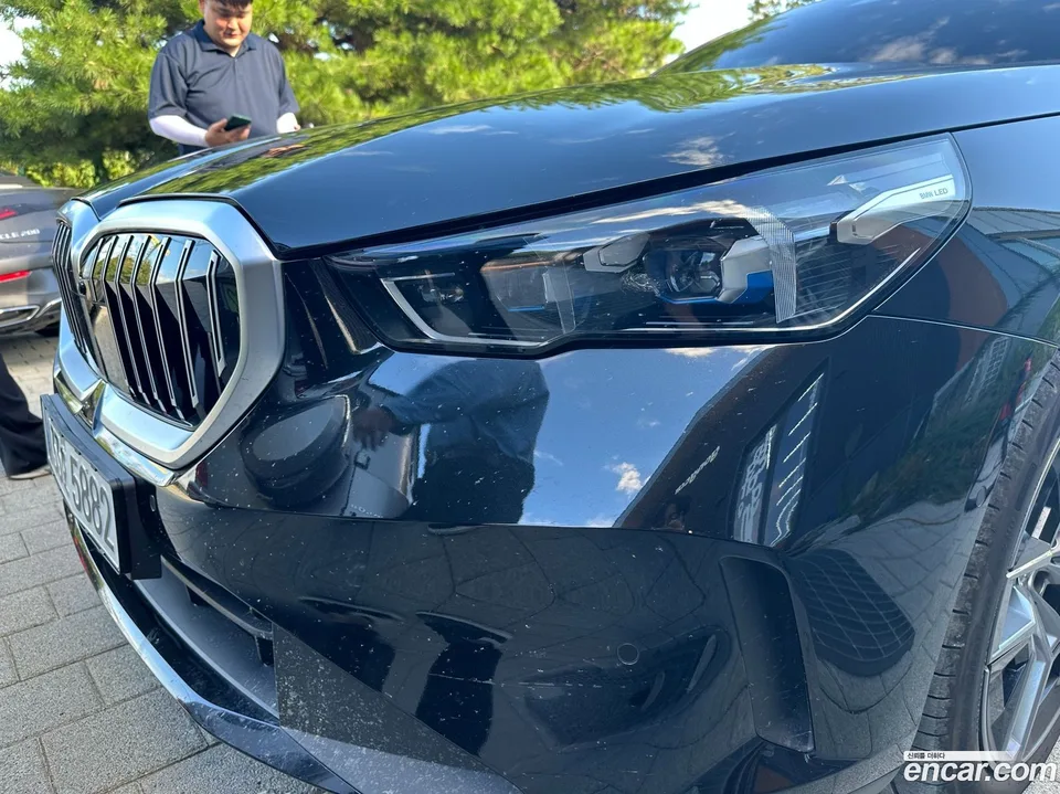 BMW 5 Series 2025