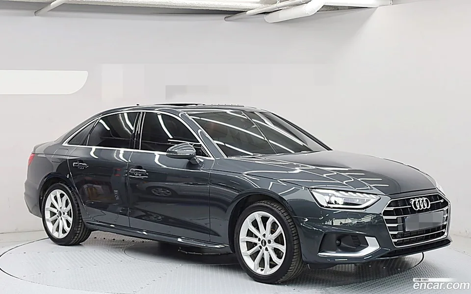 Audi A4 2023