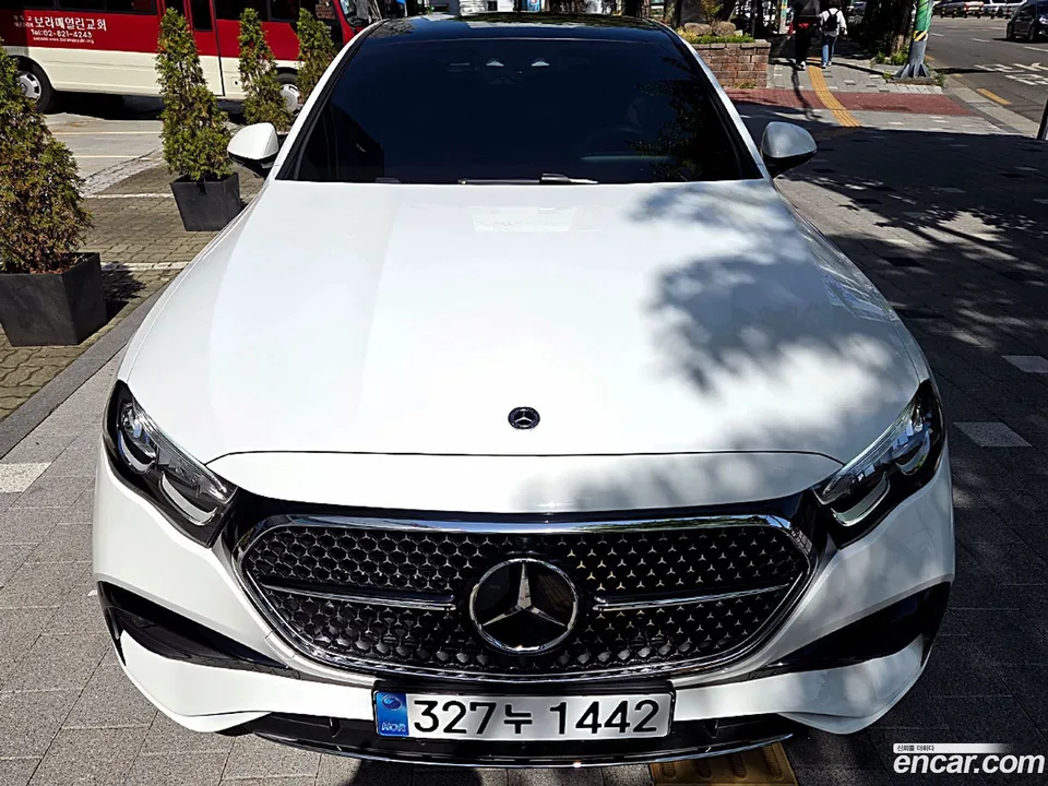 Mercedes-Benz E-Class 2026