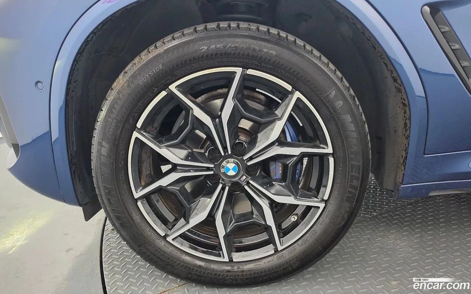 BMW X4 xDrive20i M 2024 — миниатюра 2