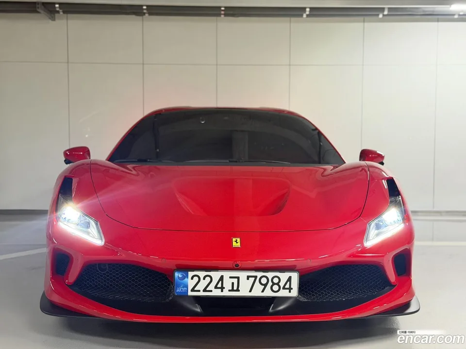 Ferrari F8 Spider 2022
