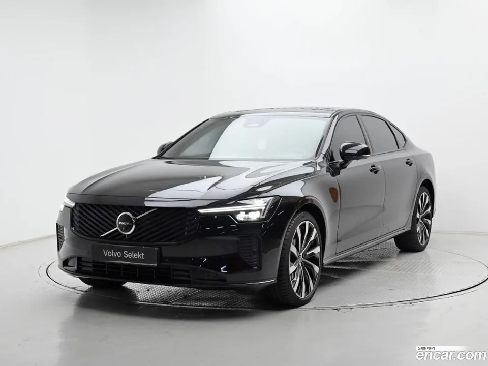 Volvo S90 2026