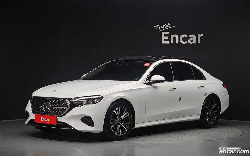 Mercedes-Benz E-Class 2025