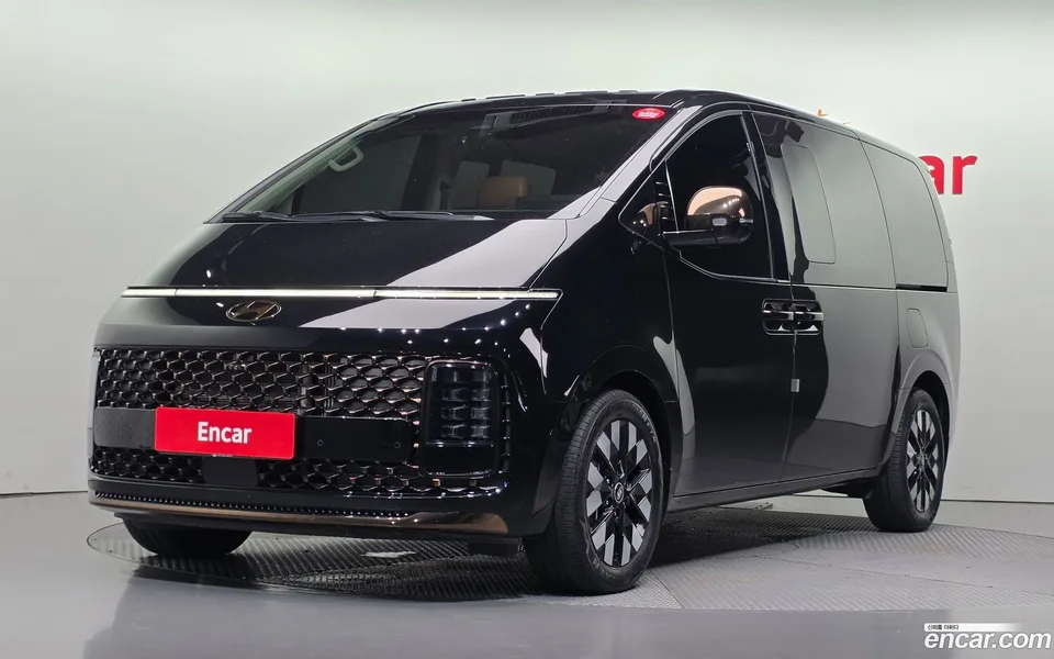 Hyundai Staria 2024
