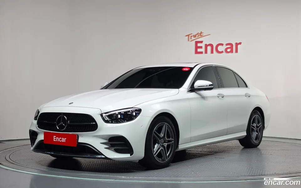 Mercedes-Benz E-Class 2023