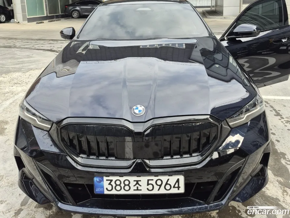 BMW 5 Series 2024