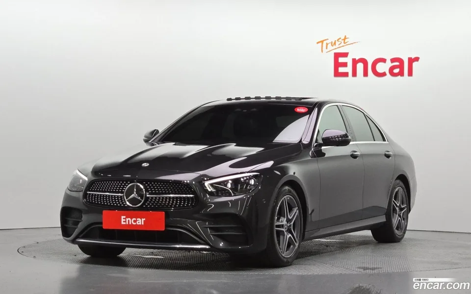 Mercedes-Benz E-Class 2023