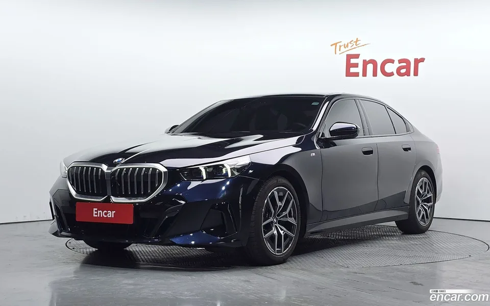 BMW 5 Series 2024