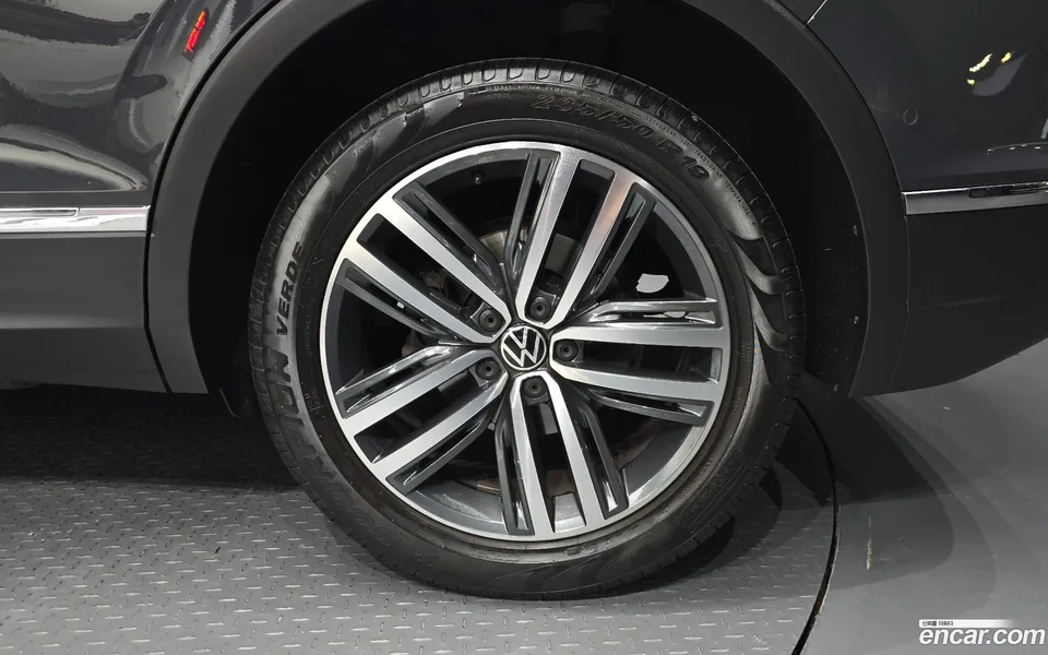 Volkswagen Tiguan 2.0 TDI 2022 — миниатюра 5