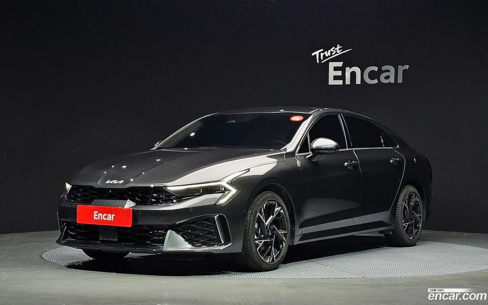 Kia K5 2025