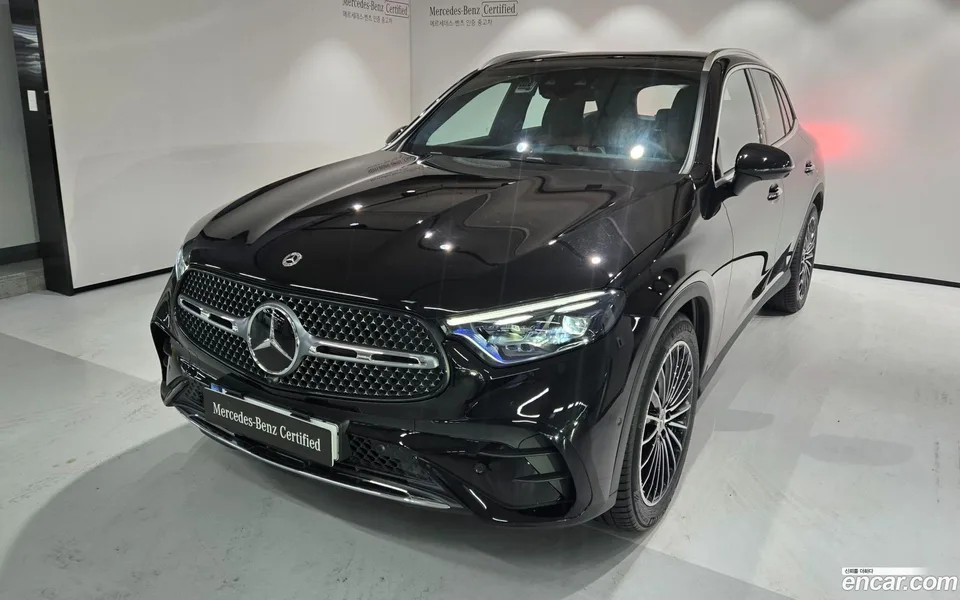 Mercedes-Benz GLC-Class 2025