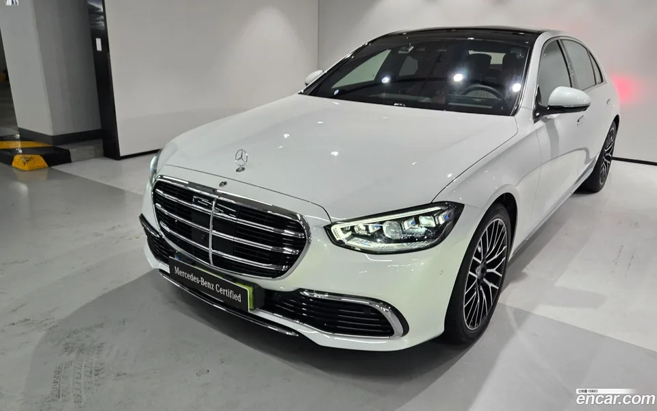 Mercedes-Benz S-Class 2026