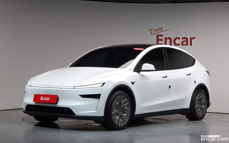 Tesla Model Y 2026