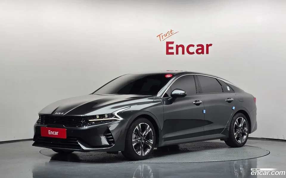 Kia K5 Hybrid 2023