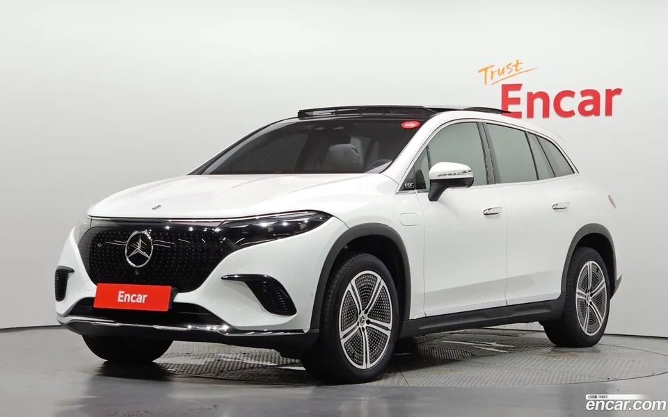 Mercedes-Benz EQS SUV 2023