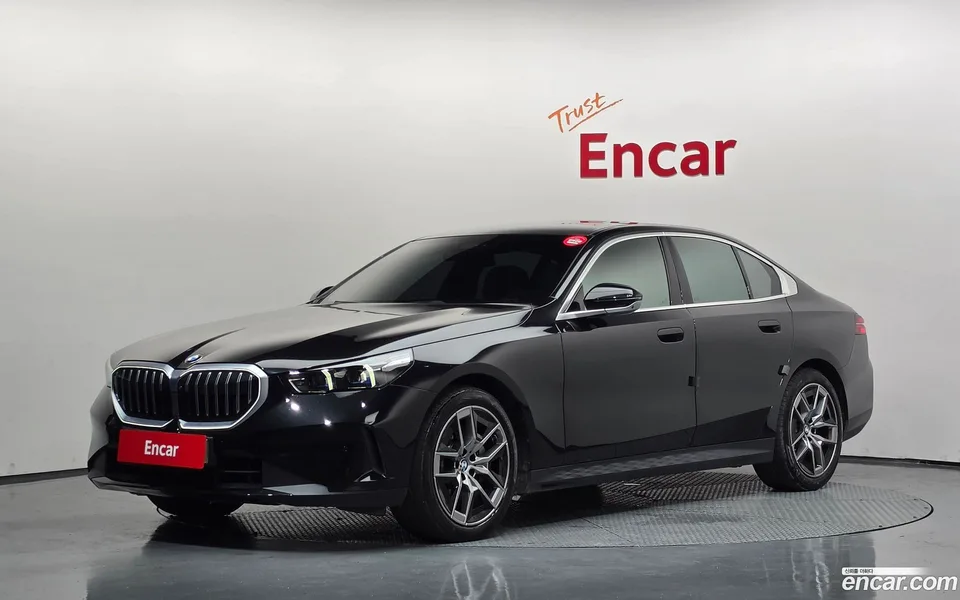 BMW 5 Series 2024