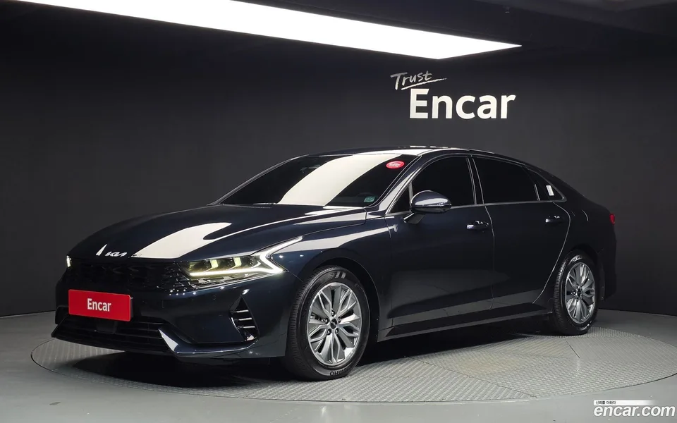 Kia K5 Hybrid 2023