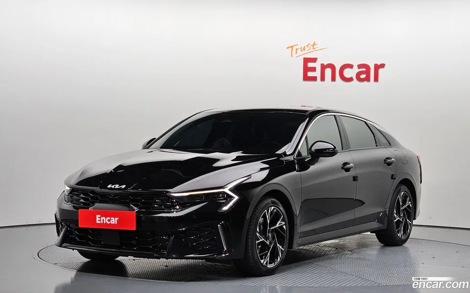 Kia K5 Hybrid 2025