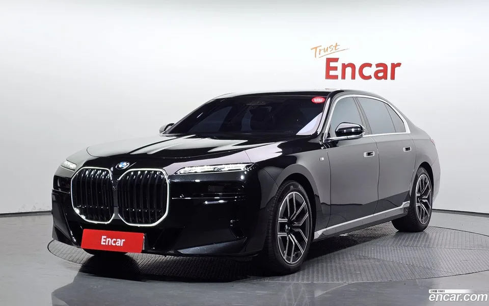 BMW 7 Series 2024