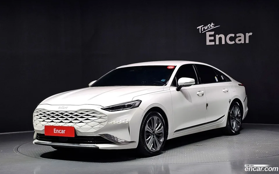 Kia K8 Hybrid 2024