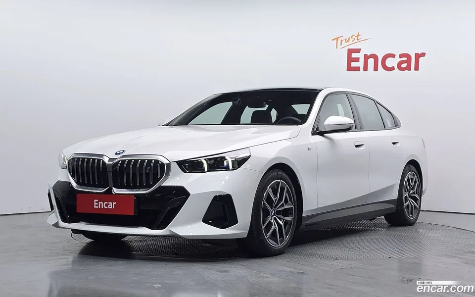 BMW i5 2025