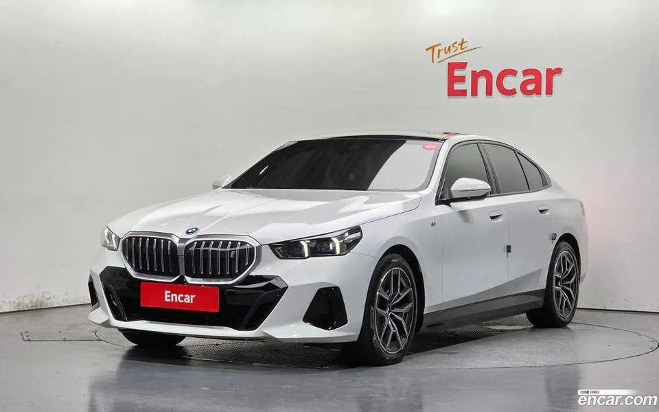 BMW i5 2025