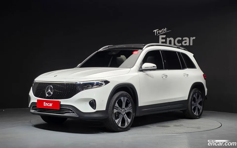 Mercedes-Benz EQB 2025