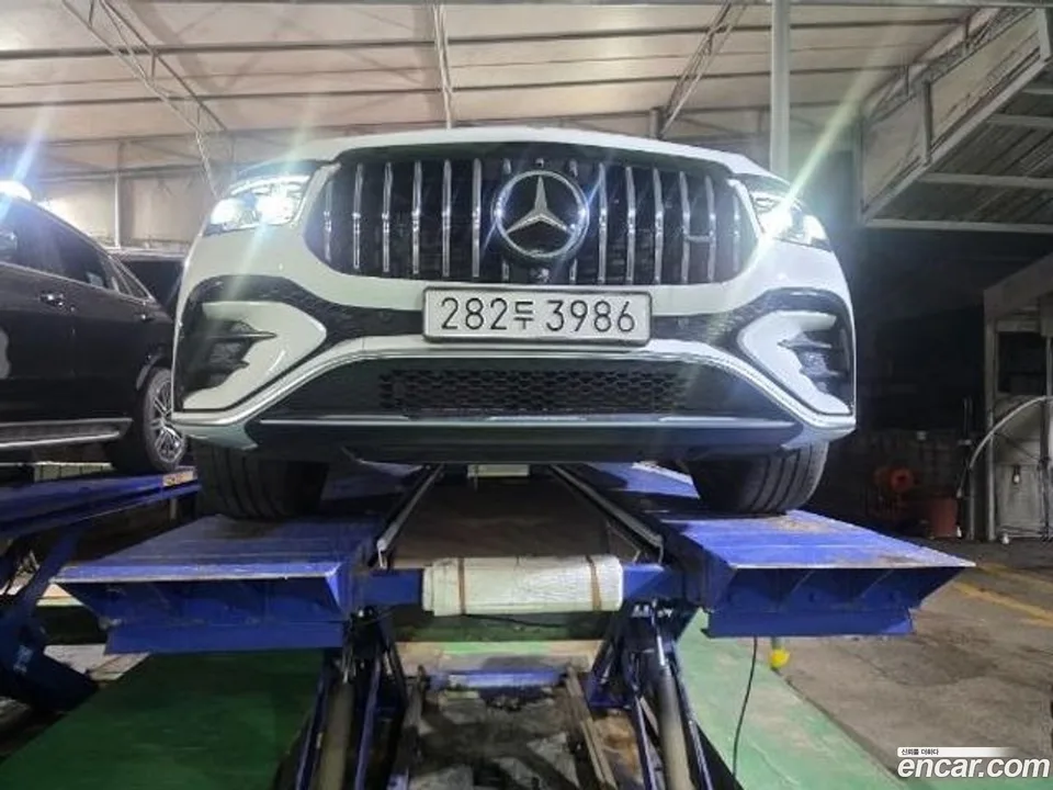 Mercedes-Benz GLE-Class 2025